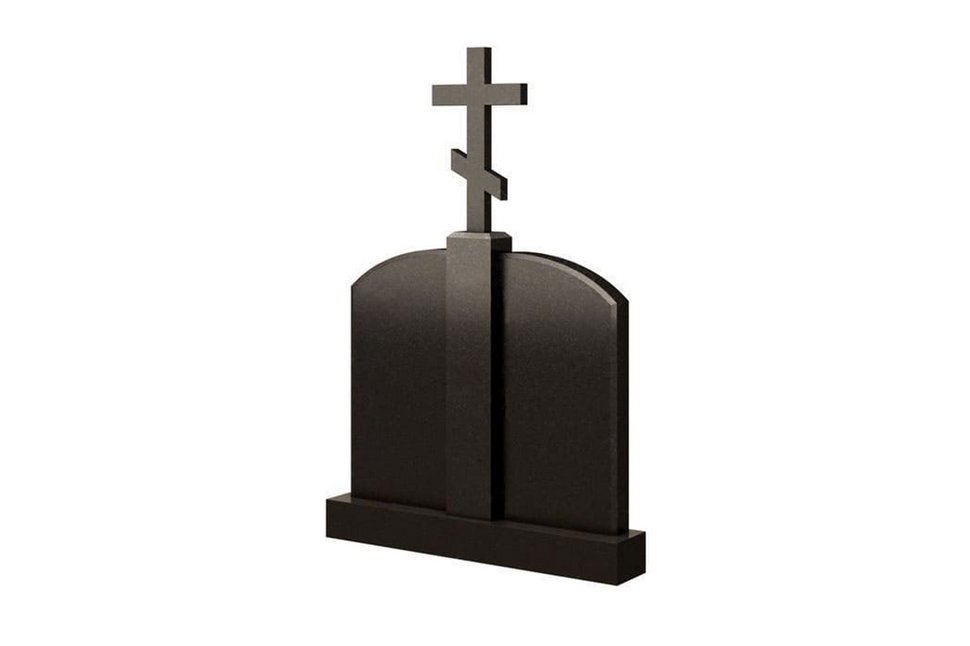 Семейный памятник с высоким крестом