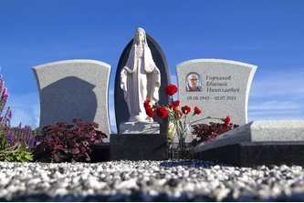 Памятник «Архитектурный цветок»