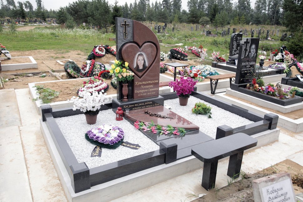 Авторский памятник из гранита 